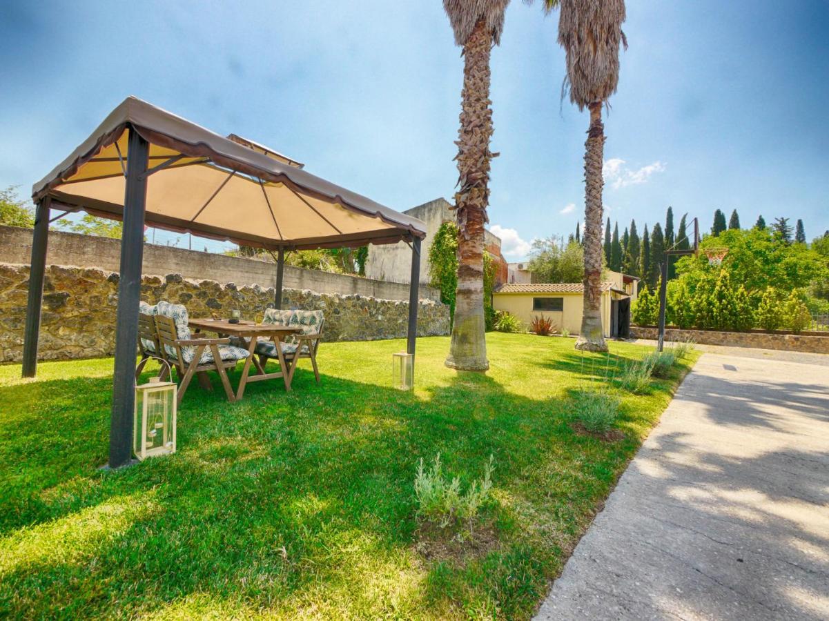 Cozy Family Friendly Apartment With Large Garden Close To Beaches - Dirella Kynopiástai Exterior photo