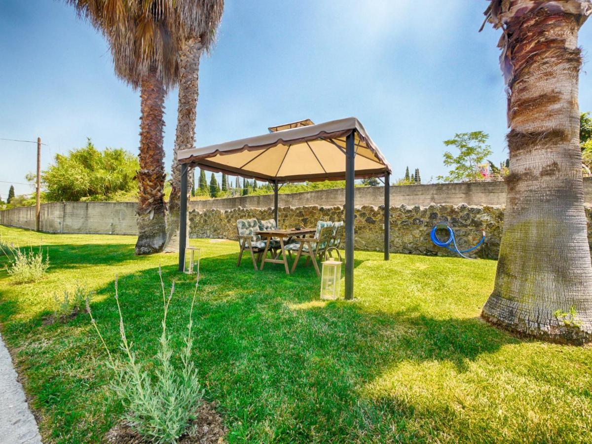 Cozy Family Friendly Apartment With Large Garden Close To Beaches - Dirella Kynopiástai Exterior photo