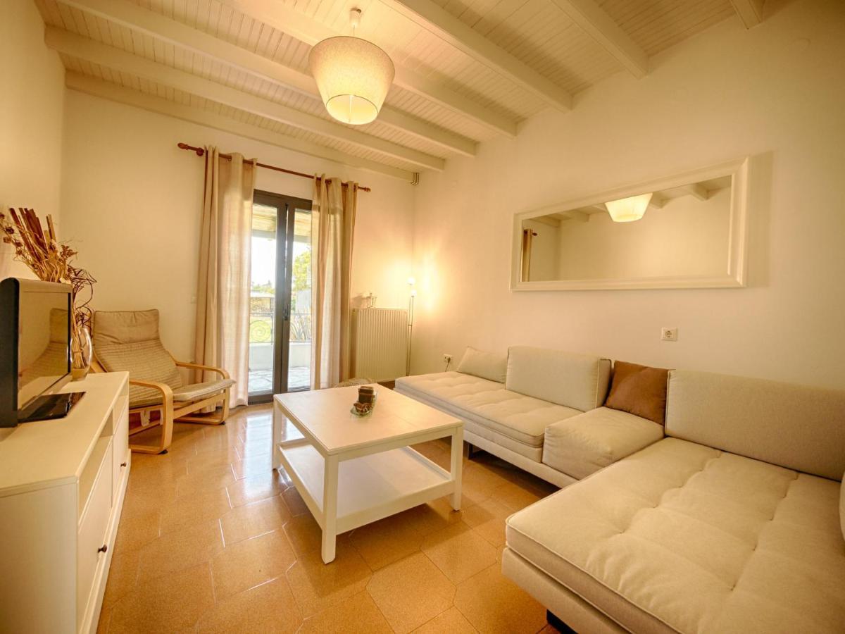 Cozy Family Friendly Apartment With Large Garden Close To Beaches - Dirella Kynopiástai Exterior photo