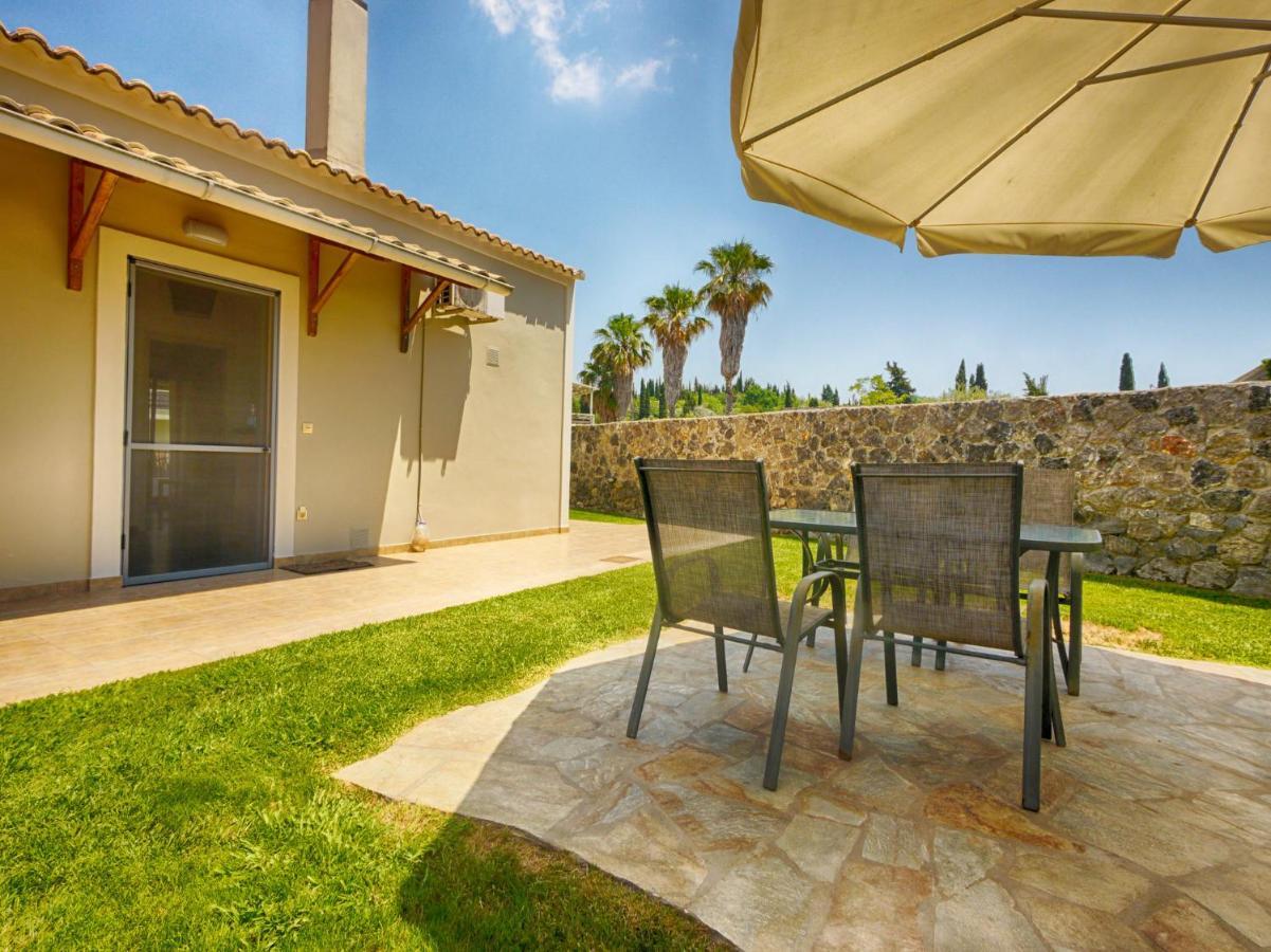 Cozy Family Friendly Apartment With Large Garden Close To Beaches - Dirella Kynopiástai Exterior photo